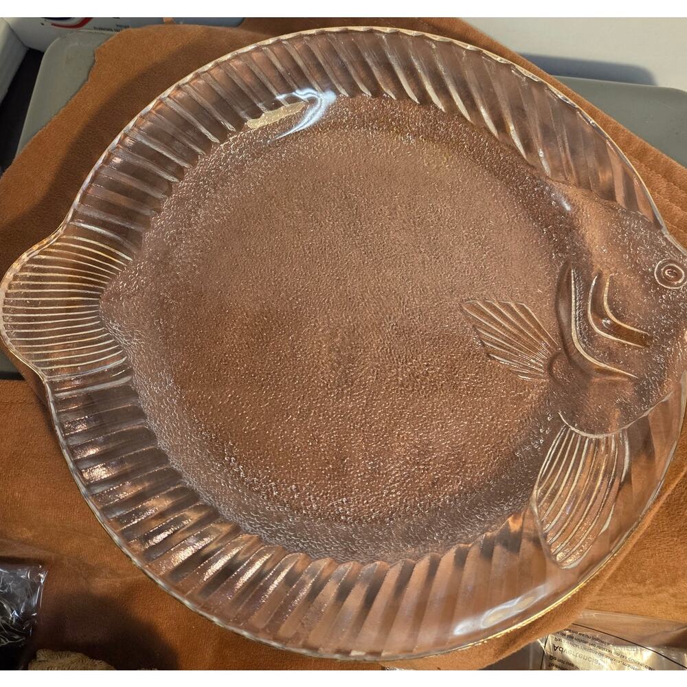 Set of 4 Vintage Clear Glass Fish Shaped Serving Plates Gold Rim 13 Inch